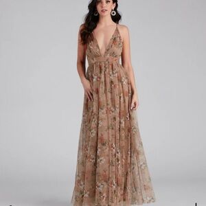 NWT Windsor Daisy Pleated Tulle Formal Dress Whimsical Fairy Garden Size Small